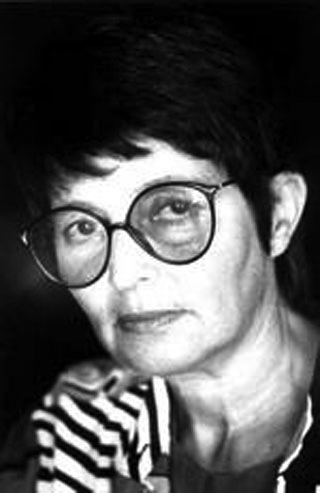 JUDITA ŠALGO (Novi Sad, 1941-1996) spisateljica. Pisala je poeziju, prozu i eseje i prevodila sa mađarskog i engleskog jezika. Bila je urednica programa na Tribini mladih i kasnije urednica u Izdavačkom preduzeću Matice srpske. Početak njenog stvaralaštva vezan je za talas vojvođanske neoavangarde koji je 60-tih i 70-tih godina prošlog veka uzdrmao novosadsku književnu i umetničku scenu. Istraživanje jezika, eksperimenti u tekstu, subverzija žanra i hibridna forma trajno su ostali upisani u njen književni rukopis. Objavila je tri zbirke poezije, zbirku priča i zbirku eseja kao i dva romana.